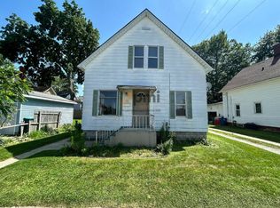 906 2nd St, La Porte, IN 46350