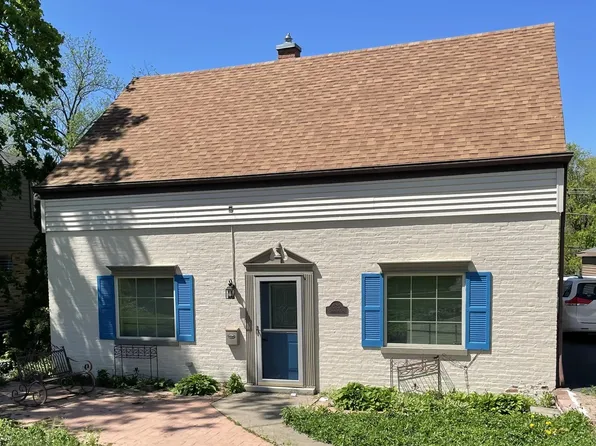 520 Glendale Ave, Glen Ellyn, IL 60137