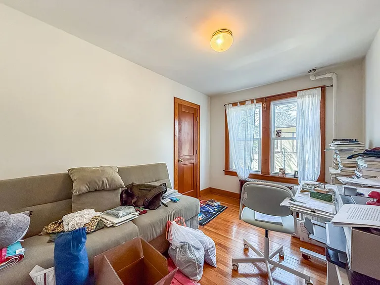 407 W Green St #4 — Photo 11