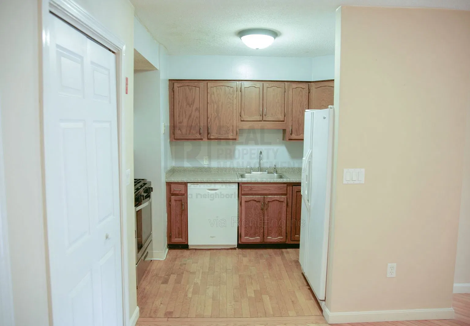 2 bed, 2.0 bath, 1071 sqft, $2,200 — Photo 4