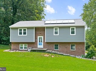 2122 River Rd, Bainbridge, PA 17502