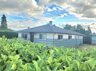 672 51st St, Springfield, OR 97478