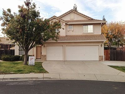1st image of 207 Berkshire Ct