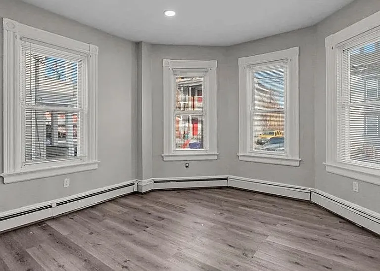 25 Marshall St #1 — Photo 2