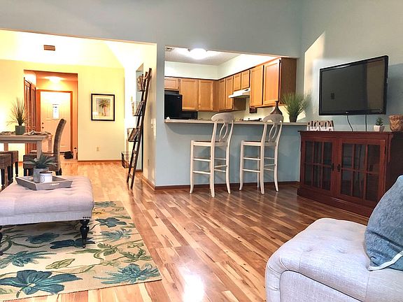 3rd image of 3921 Hollows Dr