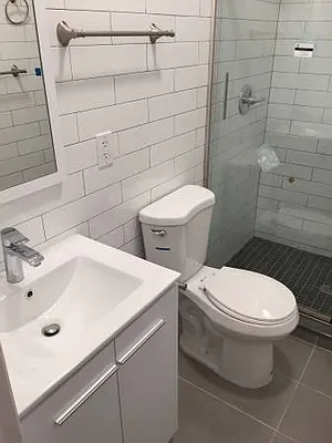 Rented by Uptown Flats LLC | media 4