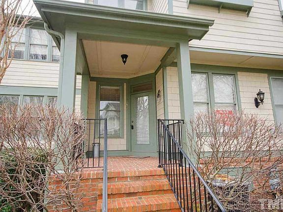 2nd image of 203 Presque Isle Ln #203