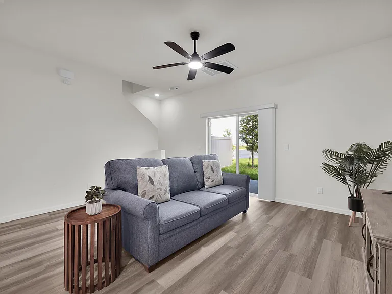 12834 SW Forli Way — Photo 12