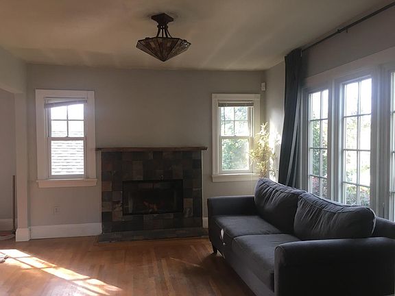 5th image of 4036 Magee Ave