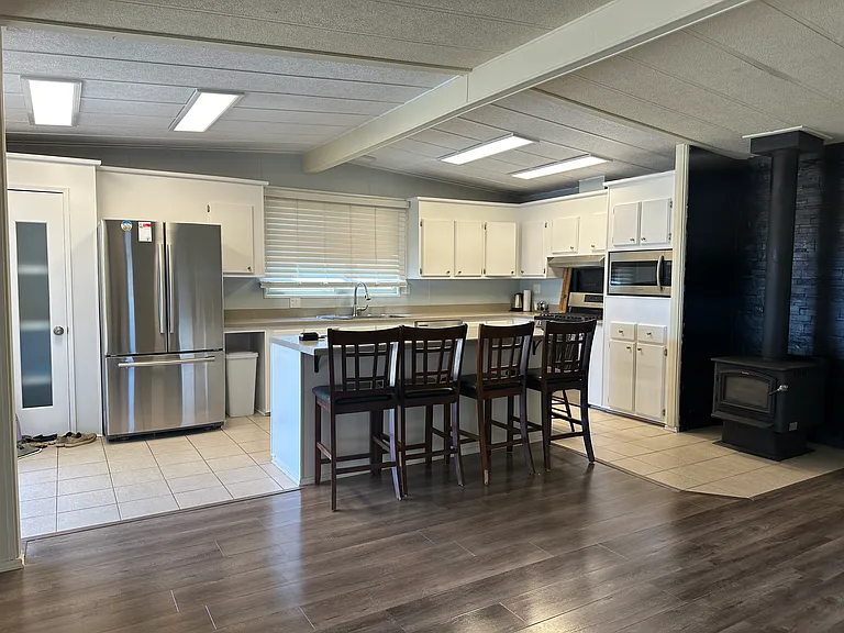 10690 Goss Rd — Photo 9