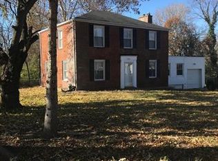 5913 Bermuda Dr, Saint Louis, MO