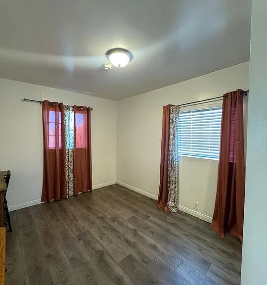 8513 Reading Ave — Photo 17