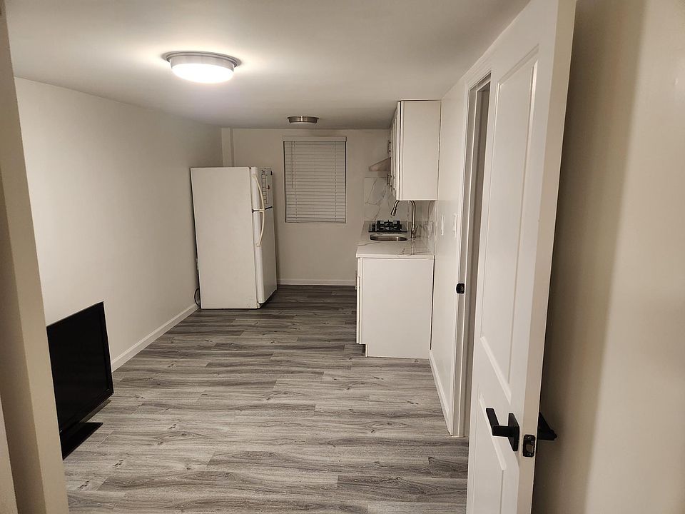 1st image of 58-57 206th St #G