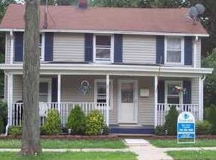 37 Institute St, Freehold, NJ 07728