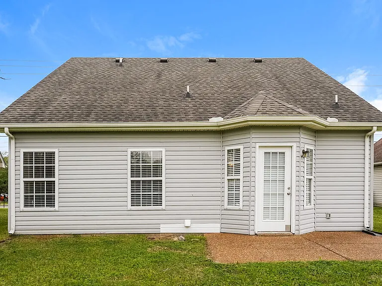 1825 Lakewood Village Dr — Photo 20