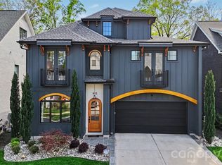 915 Laurel Creek Ln, Charlotte, NC 28211