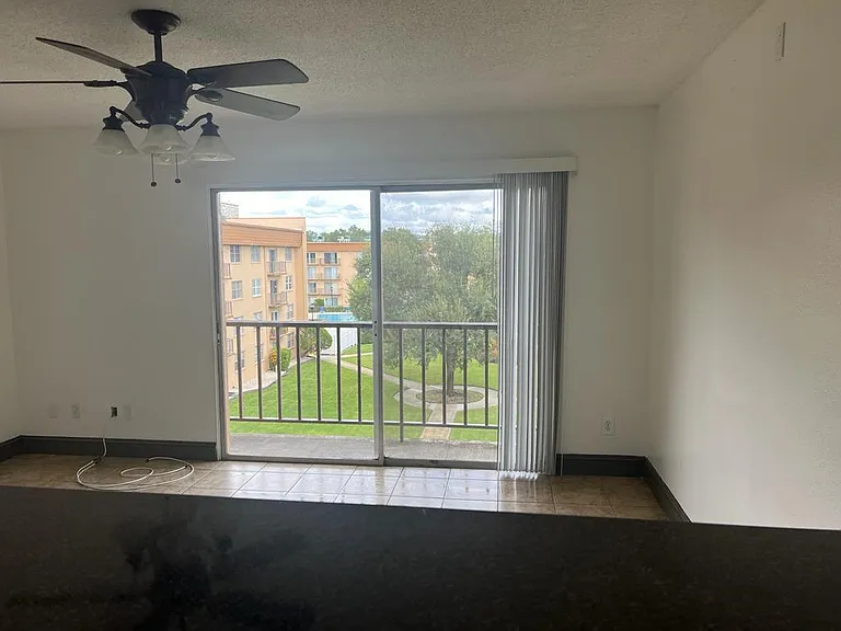 5820 N Church Ave #414 — Photo 5