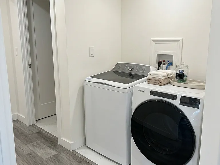 74 Lehrer Ave #1 — Photo 5