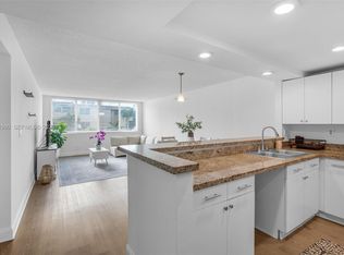 9125 SW 77th Ave #202, Miami, FL 33156