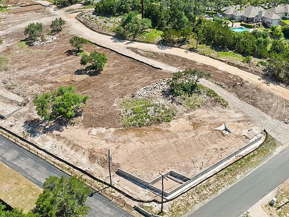 3rd image of 9300 Stallion Dr Building 1
