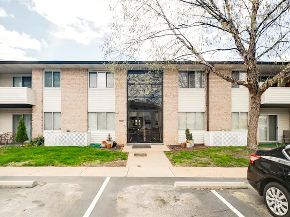 10090 Sakura Dr APT 29, Saint Louis, MO 63128