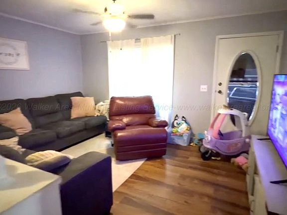 4th image of 154 Haynes St