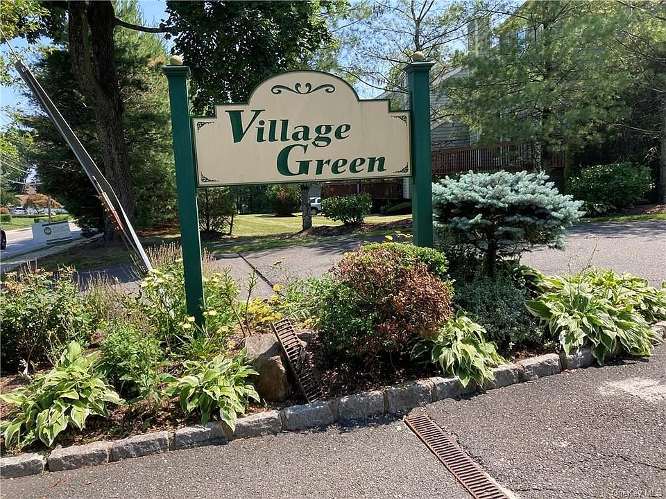 1st image of 23 Village Grn