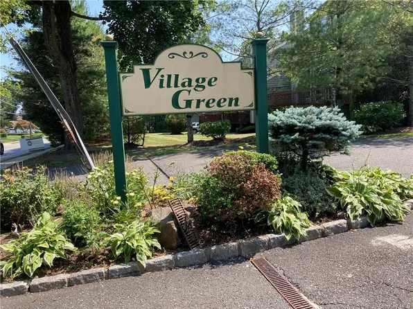 23 Village Grn, Port Chester, NY 10573