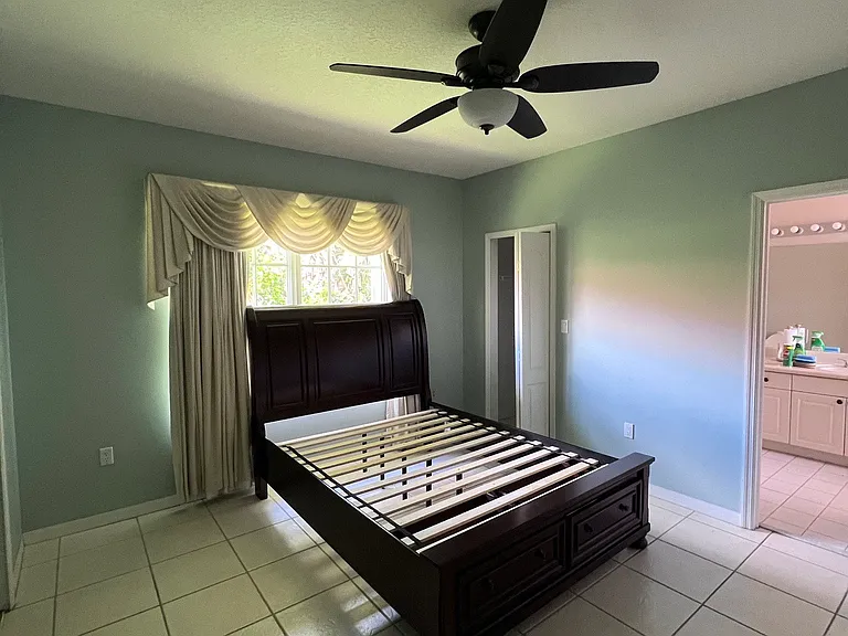 10155 SW 159th Ct — Photo 7