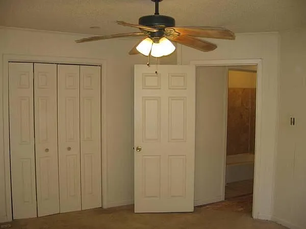 12847 Country Ridge Ave