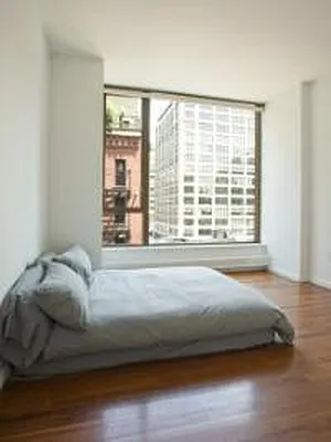 Rented by Bond New York | media 26