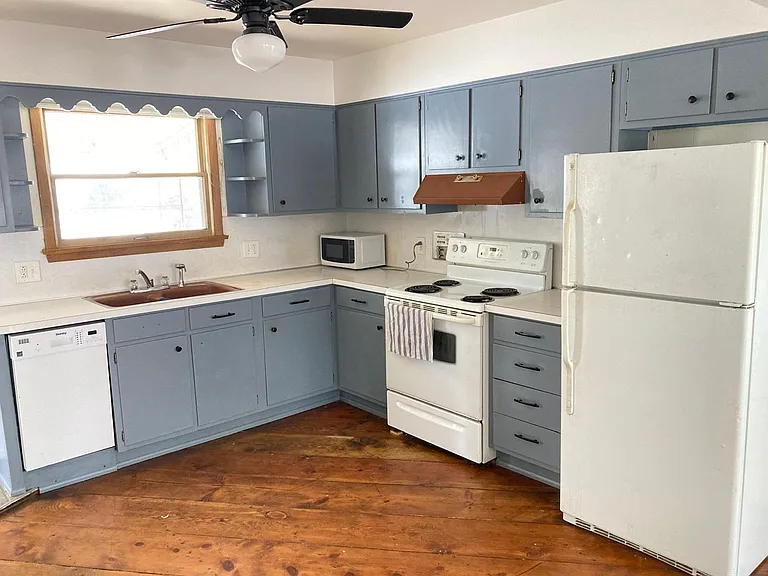 131 S Chester St — Photo 22