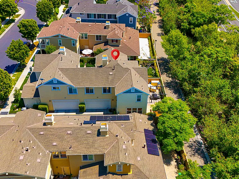 3261 Larkspur St — Photo 4