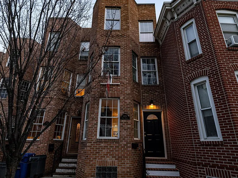 1119 Race St — Photo 17
