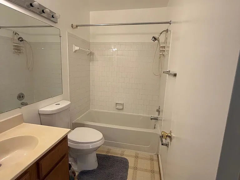 4108 Peppertree Ln #4108 — Photo 2