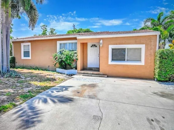 822 Avenida Hermosa, West Palm Beach, FL 33405