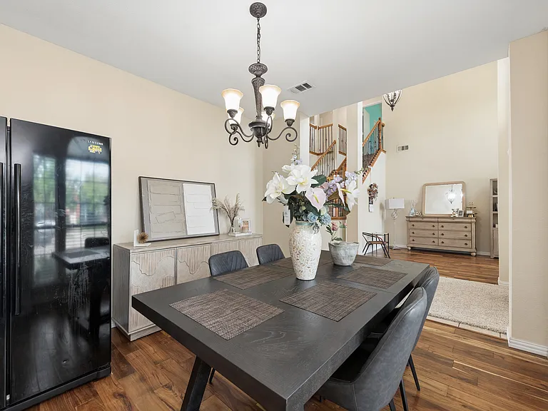 5909 Vineyard Ln — Photo 6