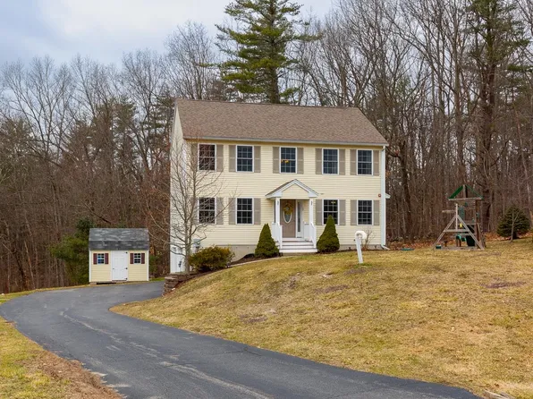 12 Lincoln Lane, Chester, NH 03036