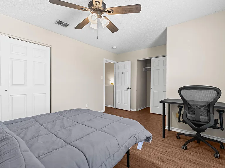 Room 4