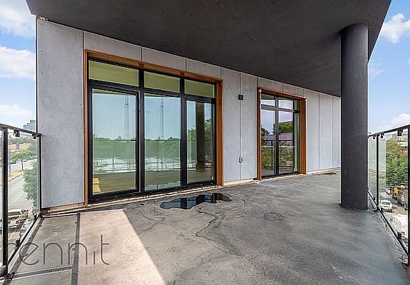 4th image of 1015 Atlantic Ave #2E