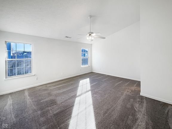 5th image of 2219 Rosswood Blvd