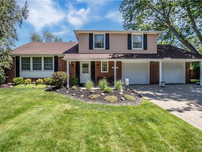 52 Candy Ln, Orchard Park, NY, 14127