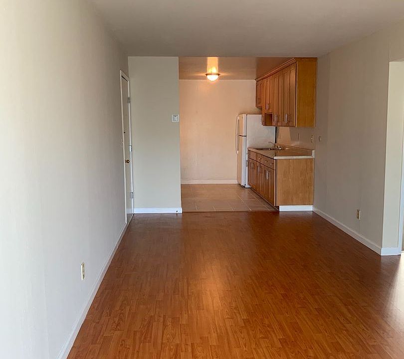 1st image of 402 88th St #3
