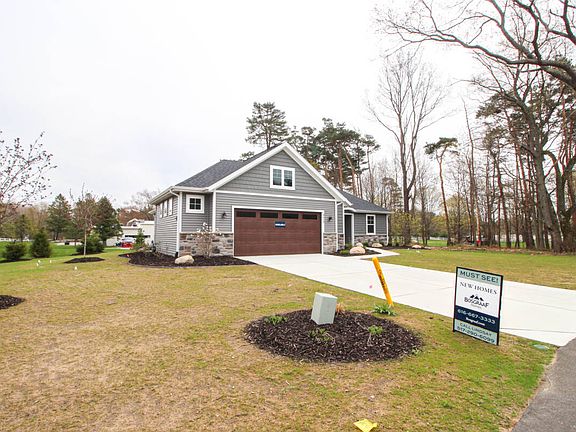 2nd image of 4613 Cottage Ln