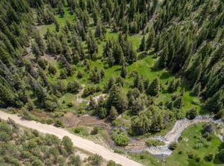 40 Clear Creek Rd, Cascade, ID 83611