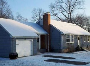 18 Maple Ln, Millbury, MA 01527