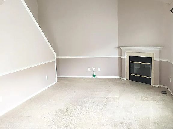 2nd image of 4004 Balmoral Dr