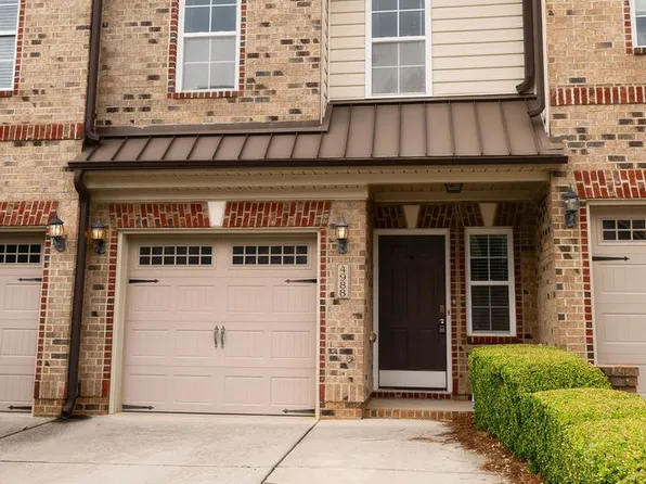 4988 Wyngate Village Dr, Winston Salem, NC 27103