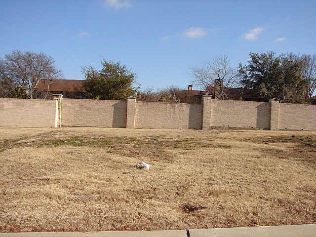 1st image of 2642 Provencial Ln