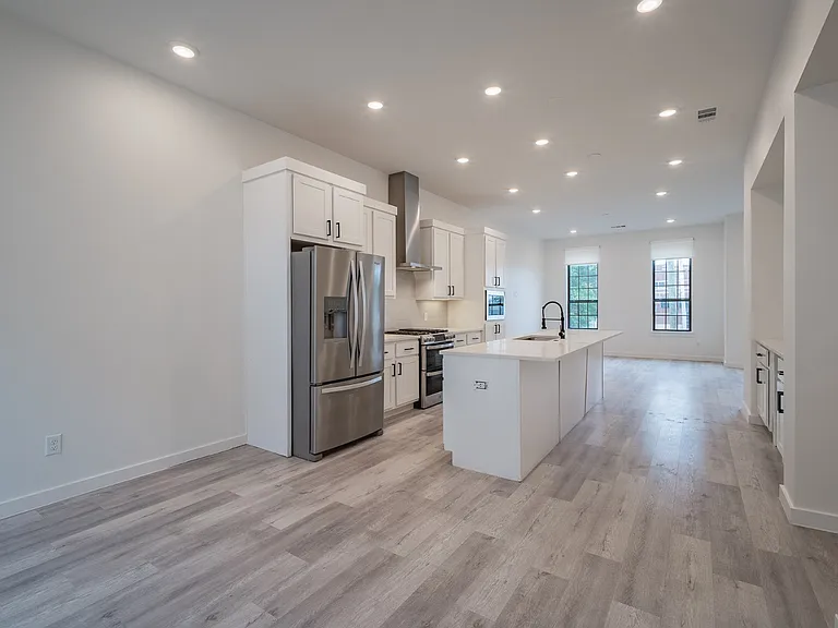 4808 San Jacinto St #203 — Photo 7